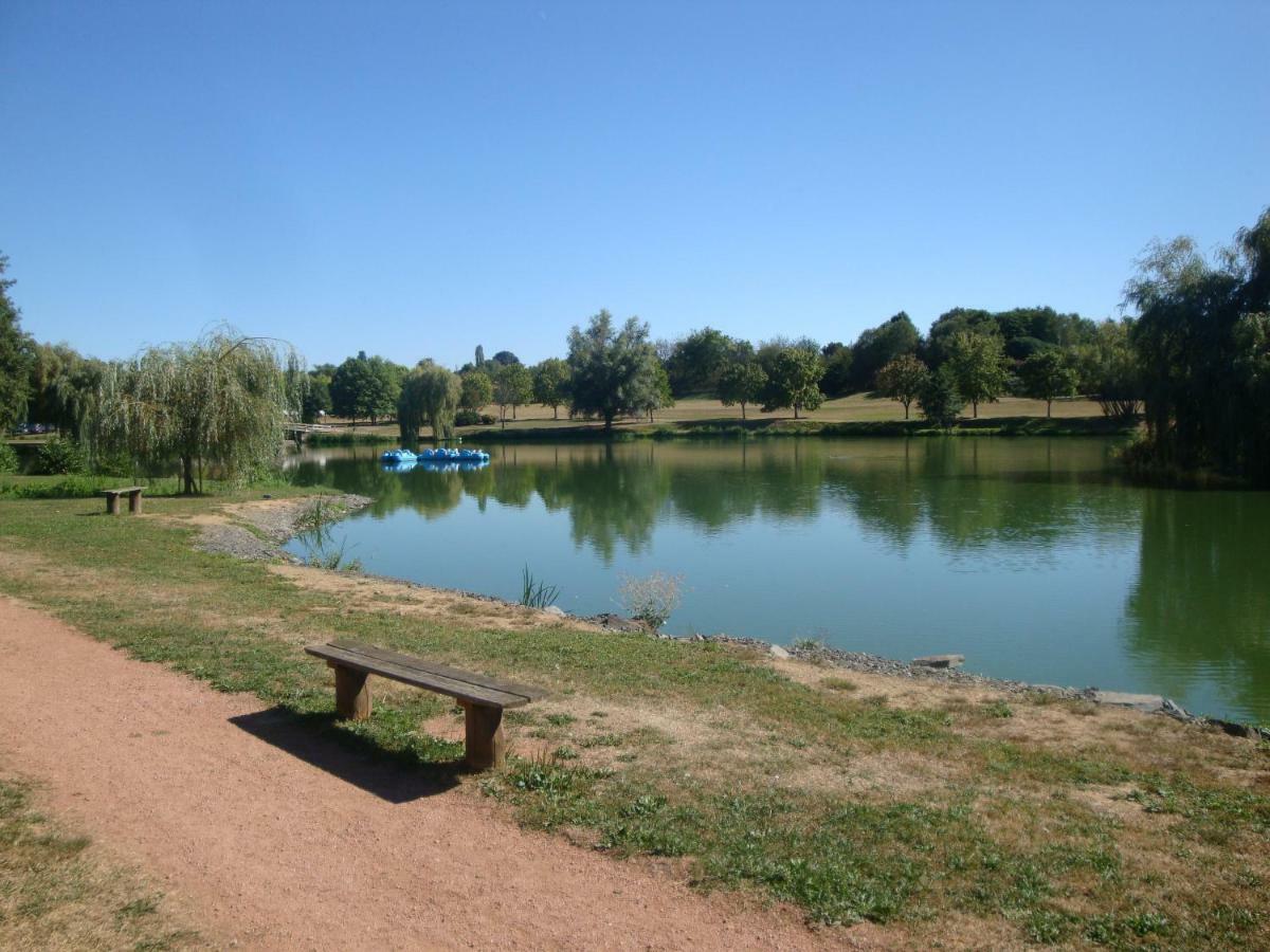 Studios Etape Du Lac Bourbon-Lancy Exterior photo