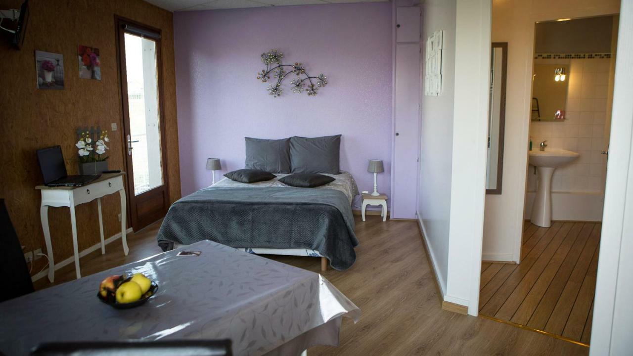Studios Etape Du Lac Bourbon-Lancy Exterior photo